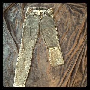Guess textured skinny jean